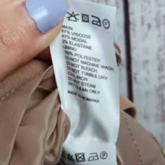 REISS “SHOLA” DRESS, CAMEL. SOLD OUT!! SIZE 4 WORN BY PRINCESS OF WALES - Picture 8 of 9